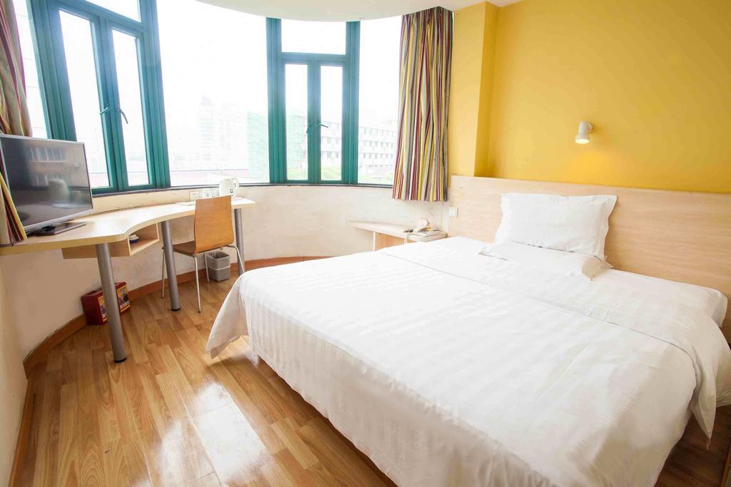 7Days Inn Shenzhen Da Fen You Hua Cun Værelse billede